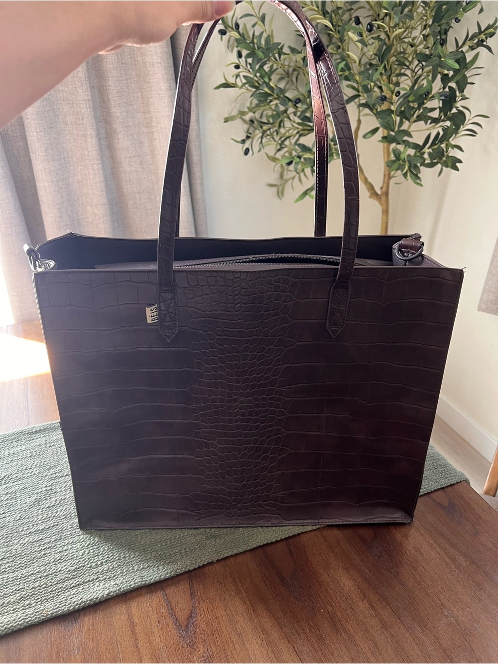 Beis - Espresso croc large tote bag
